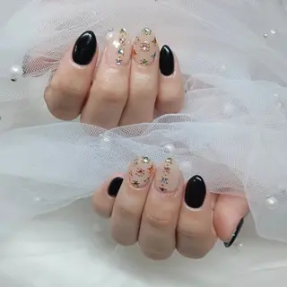 ネイル 金井 奈々のネイルデザイン