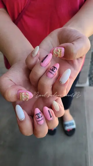 ネイル and Nのネイルデザイン