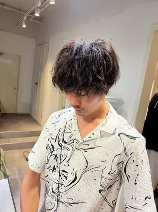 パーマ メンズ youres hair 髪質改善トリートメント&ヘッドスパ  新宿三丁目店【ユアーズヘア】所属・🦋透明感カラー 👑NODOKA🦋のヘアスタイル
