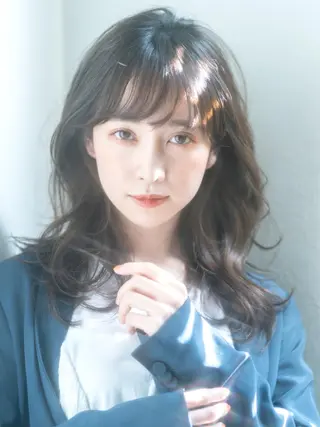 ミディアム 🎀ハイトーン/レイ ヤー/Reina🎀のヘアスタイル