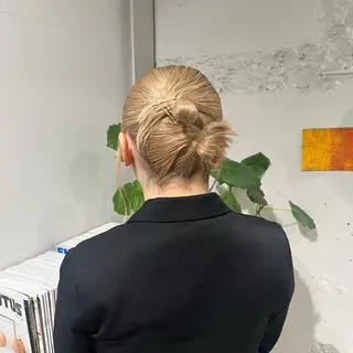 ミディアム ﾏｽﾀﾞ ｱｲﾘのヘアスタイル