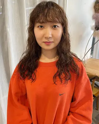 ロング パーマ 原 菜帆のヘアスタイル