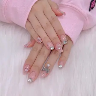 ネイル 🦋ネイルサロン ブラン🌈ゆりのネイルデザイン