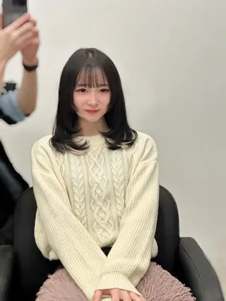 セミロング カラー 顔周り似合わせ・巻け るレイヤー水谷航大のヘアスタイル