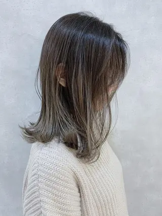 ミディアム カラー MOU namba ムウナンバのヘアスタイル