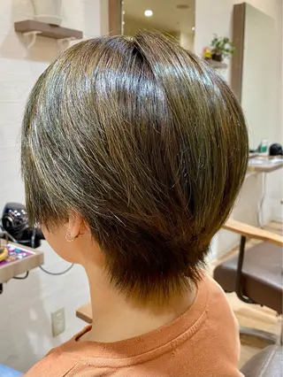 ショート イシカワ ユウタのヘアスタイル
