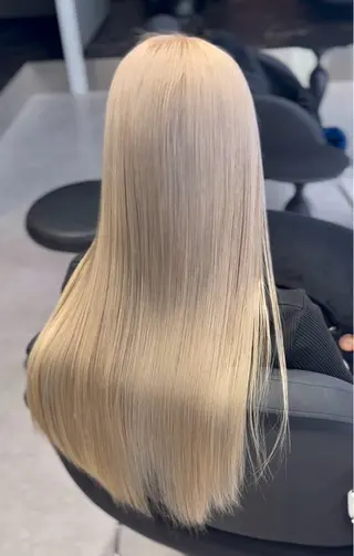 ロング カラー Ardore ventoのヘアスタイル