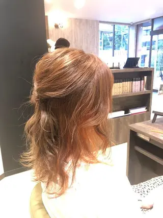ミディアム カラー ヘアアレンジ 駒田 拳児のヘアスタイル