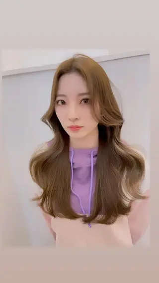 セミロング 韓×中くびれヘア💋 髪質改善宇塚元哉💓のヘアスタイル
