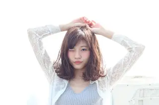 ミディアム セミロング カラー パーマ ショートヘア💫 ハイトーン西田拓馬のヘアスタイル