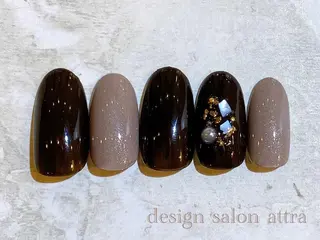 ネイル デザインサロン attra 本八幡店のネイルデザイン