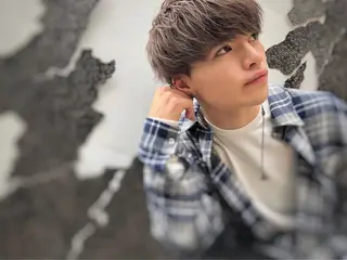 ショート カラー メンズ 赤み消し🌿 透明感カラー🫧のヘアスタイル