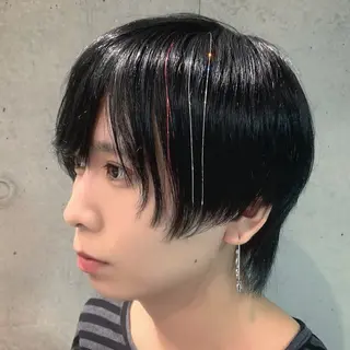 カラー ヘアアレンジ アニメ髪・ウルフ🦇 樋口莉夏のヘアスタイル
