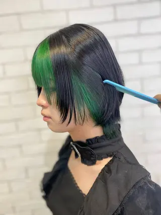 ショート カラー ヨシダ フミノリのヘアスタイル