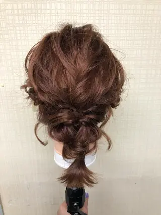ミディアム カラー ヘアアレンジ Sia.   大阪梅田茶屋町店所属・まつパ/まつエク Sia.茶屋町店のマツエク・マツパデザイン