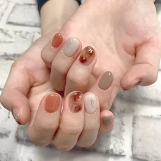 ネイル 💅ネイルハウス🏡 🎀TOMO🎀のネイルデザイン