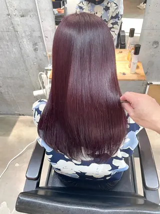 ロング カラー 穴原 優紀のヘアスタイル