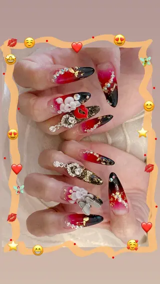 ネイル ネイル ティアラのネイルデザイン