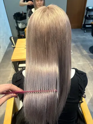 ロング カラー 前野 真花のヘアスタイル