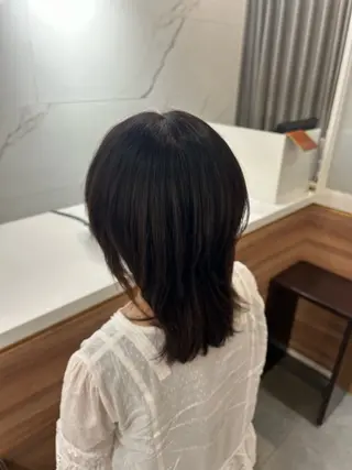 ショート カラー 根本 琴子のヘアスタイル
