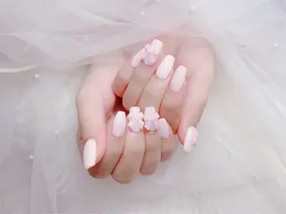 ネイル Laule’a Nail新宿所属・ミナ🌈 Laule'aのネイルデザイン