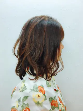 ミディアム カラー 菅沼 まみのヘアスタイル