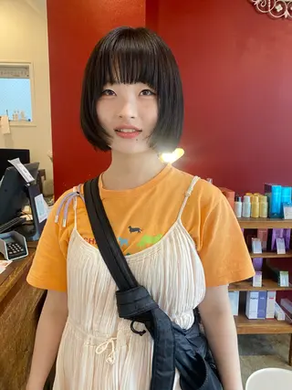 ショート カラー 小日向 沙織のヘアスタイル