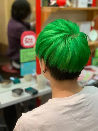 ショート カラー たけい ゆうきのヘアスタイル