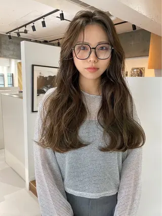 ロング LOREN AO所属・名古屋透明感カラー /LOREN RIOのヘアスタイル