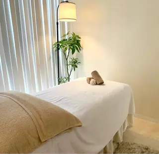 小顔&デコルテ Spa “koti”のエステ・リラクイメージ