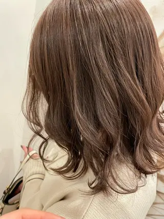 セミロング 古澤 あかねのヘアスタイル