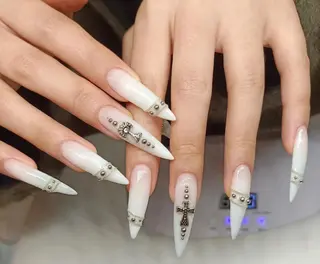 ネイル エ リのネイルデザイン