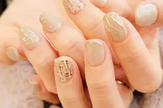 ネイル 櫛の屋浜口店所属・櫛の屋浜口店 sumireのネイルデザイン