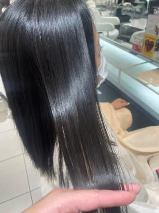 セミロング 髪質改善カラー 清利あやなのヘアスタイル