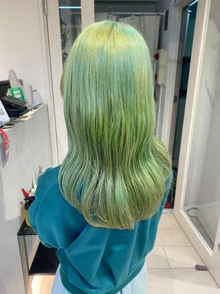 ロング カラー Aya　ブリーチなし 🌱　ダブルカラーのヘアスタイル