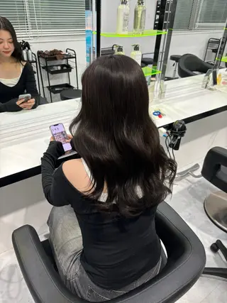 ロング カラー パーマ ヘアアレンジ メンズ rei／透明感カラー ／オリーブグレージュのヘアスタイル