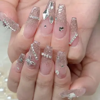 ネイル 長さだし専門Minami所属・MN Nail salonのネイルデザイン