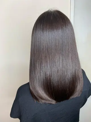 セミロング Brooch ブローチのヘアスタイル