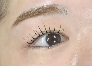 マツエク・マツパ Lumiere Beauty Salon池袋所属・y. ayaのマツエク・マツパデザイン