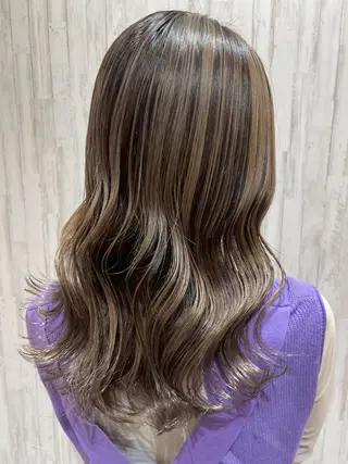 ロング カラー ルシードスタイル REVEのヘアスタイル