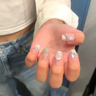 ネイル yurika 🌷.*･ﾟのネイルデザイン