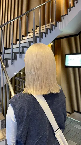 ミディアム カラー 🩷  ayaka ハイトーン 🩷のヘアスタイル