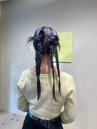 ロング カラー ヘアアレンジ 佐川 雪月のヘアスタイル