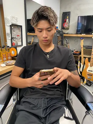 ショート MOTEL men's andshaving所属・鶴見 光のヘアスタイル