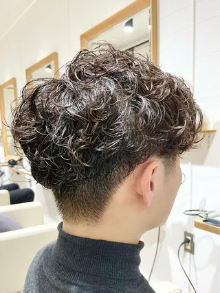 メンズ 🐝メンズハイライト …Rioのヘアスタイル