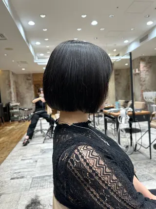 ショート カラー レイヤー/艶カラー 韓国/石戸谷海斗のヘアスタイル