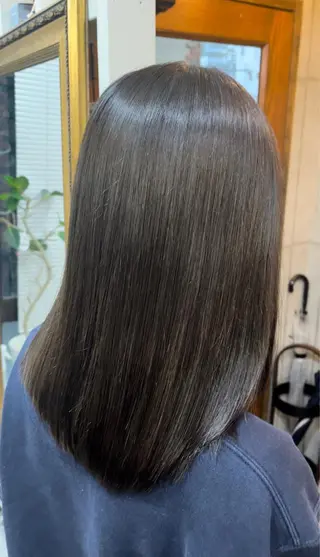 セミロング 石井 綺乃のヘアスタイル