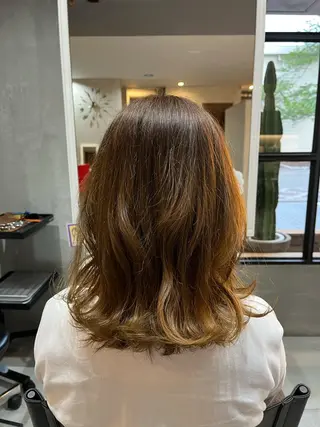 セミロング カラー 縮毛矯正/髪質改善/ ハイトーン/Makoのヘアスタイル