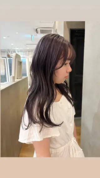 ロング カラー 🎵ブリーチカラー∕ レイヤー∕ねね🎵のヘアスタイル