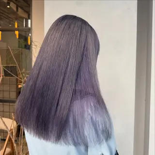 ロング カラー ハイトーン／ 透明感カラー Mioのヘアスタイル